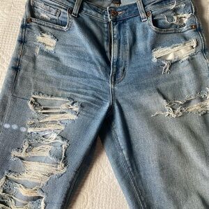 American Eagle Outfitters Light Blue Mom Jeans